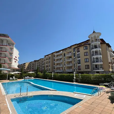 Sunny House 102 One Bedroom Apartment